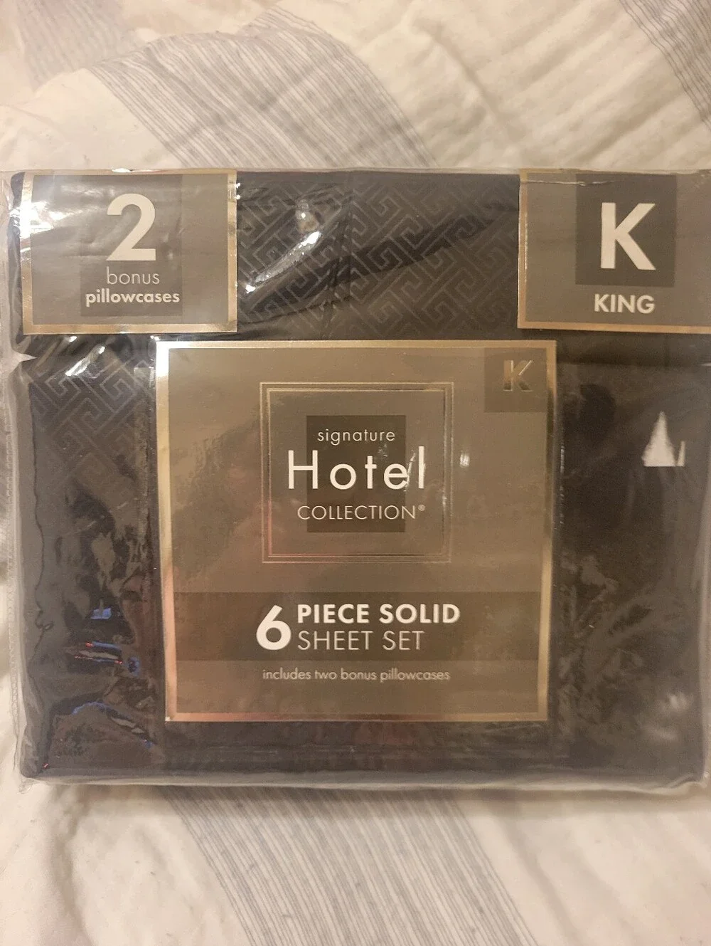 King Sz. Sheets/ Black /Greek Key Print/Weave/ NWT/4 King Cases Bonus